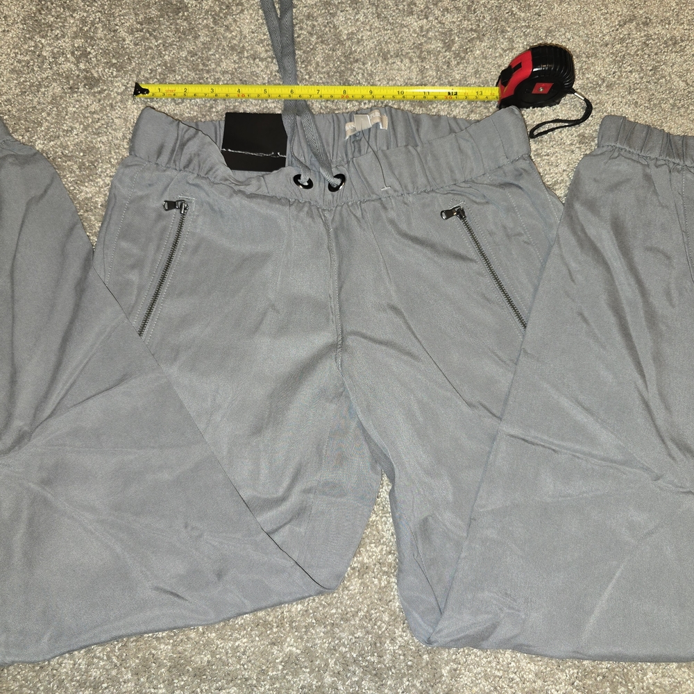 Banana Republic Gray Pants with Elastic Waistband